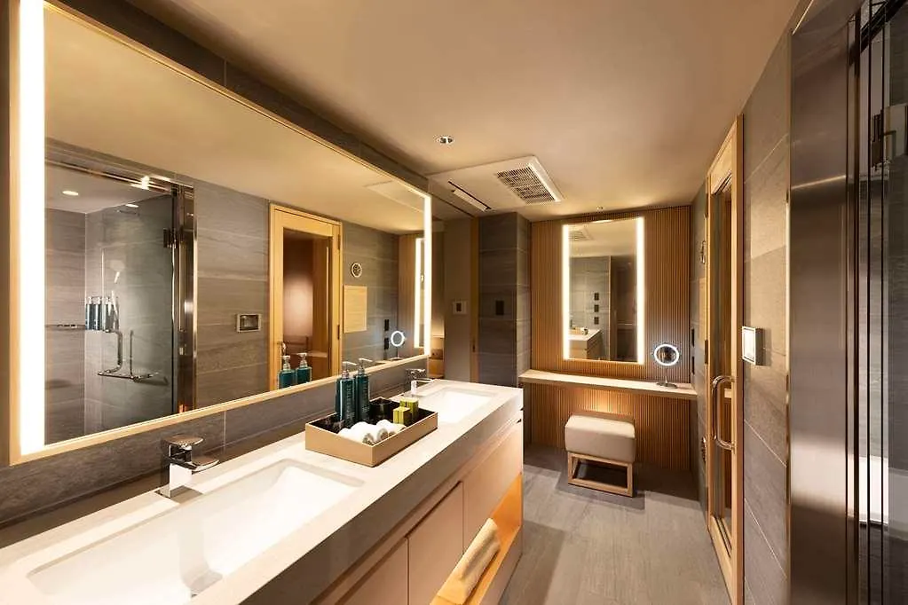 Doubletree By Hilton Kyoto Higashiyama Hotel